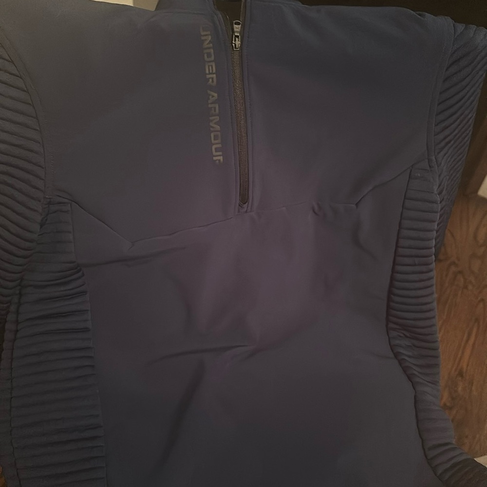 Under armor size small golf 3 quarter zip navy blue